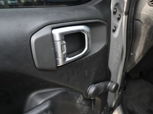 Used 2023 Jeep Gladiator Sport w/ Trailer Tow Package image 29