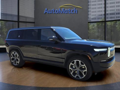 Used 2025 Rivian R1S Adventure AWD/4WD image 12