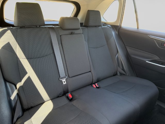 Certified 2025 Toyota RAV4 LE FWD image 18