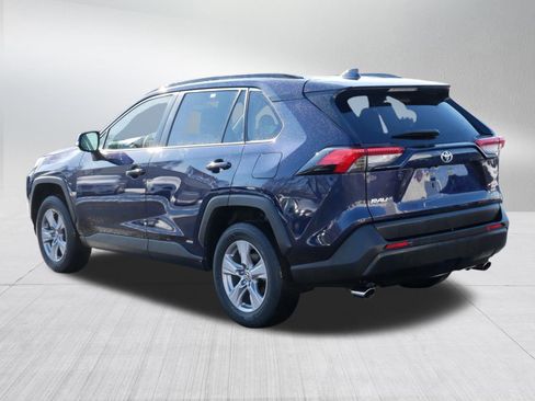 Certified 2025 Toyota RAV4 XLE image 5