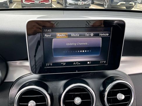 Used 2019 Mercedes-Benz GLC 300 image 31