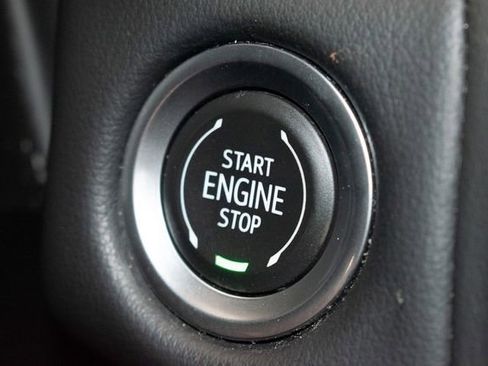 Used 2023 GMC Yukon SLT w/ SLT Luxury Package AWD/4WD image 29