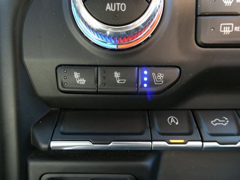 Used 2019 GMC Sierra 1500 SLT w/ SLT Premium Package image 28