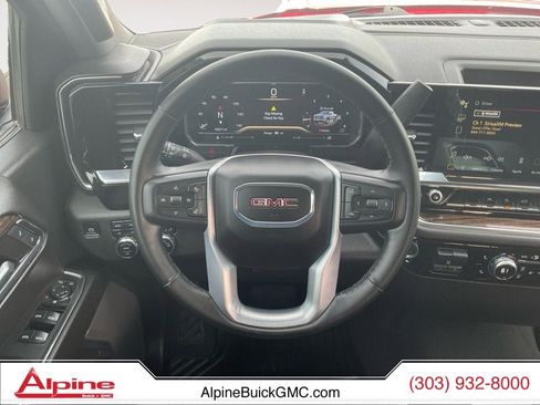 Used 2024 GMC Sierra 1500 SLE w/ Preferred Package image 12