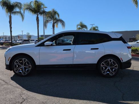 Certified 2024 BMW iX xDrive50 image 7