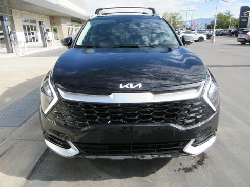 Used 2023 Kia Sportage EX AWD/4WD image 15