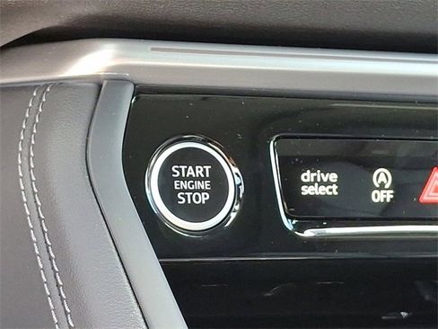 New 2025 Audi Q5 Premium Plus image 19