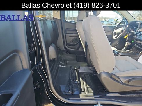 Certified 2018 Chevrolet Colorado W/T image 26