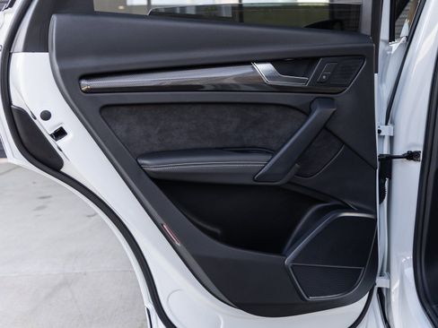 Used 2020 Audi SQ5 Premium Plus image 32