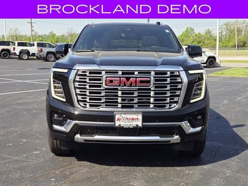 New 2026 GMC Yukon Denali AWD/4WD image 8