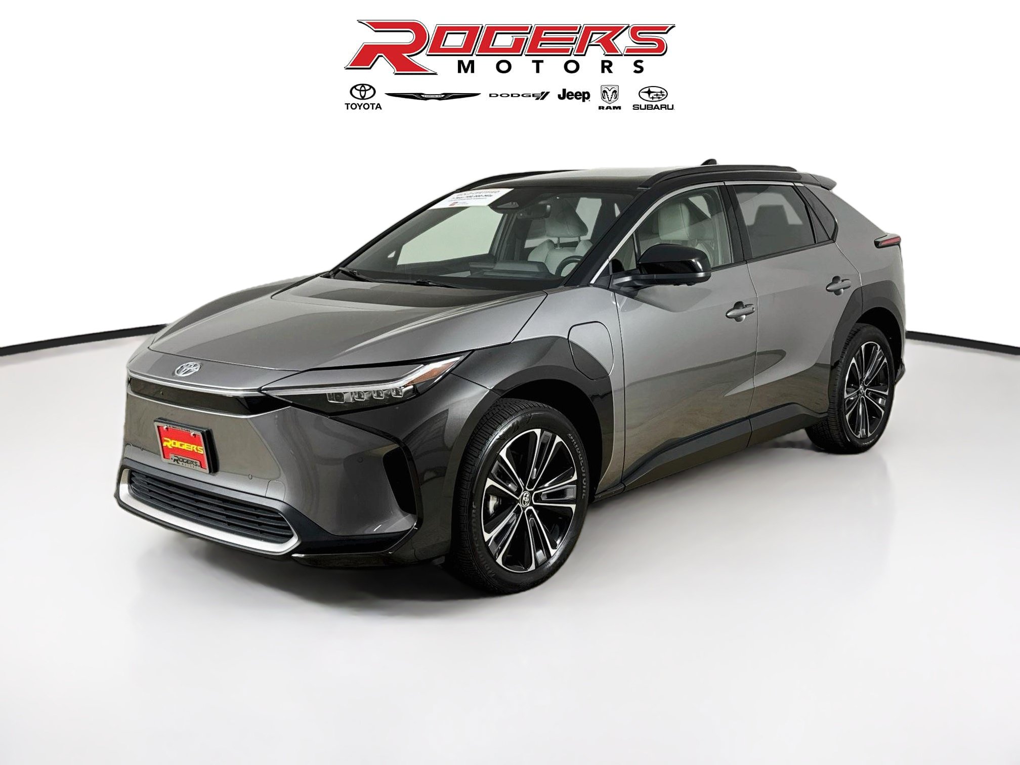 Certified 2023 Toyota bZ4X AWD w/ Weather Package image 8