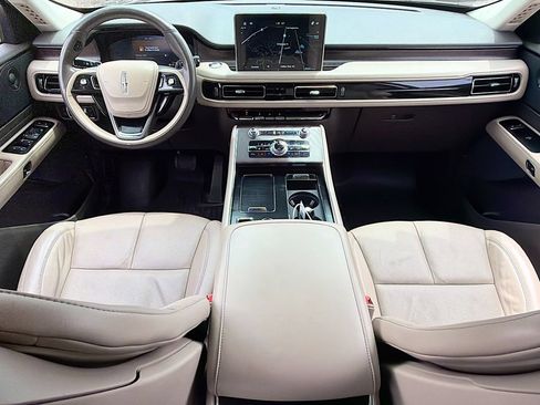 Used 2021 Lincoln Aviator Grand Touring w/ Elements Package Plus AWD/4WD image 38