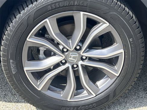 Used 2021 Honda CR-V Touring image 12