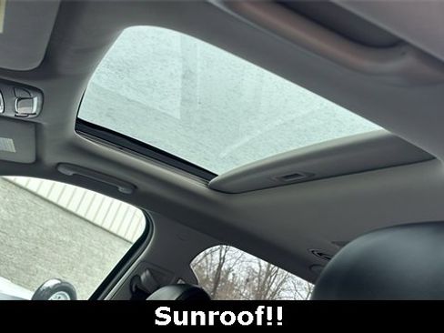Used 2024 Kia Telluride S w/ S Sunroof Package image 6