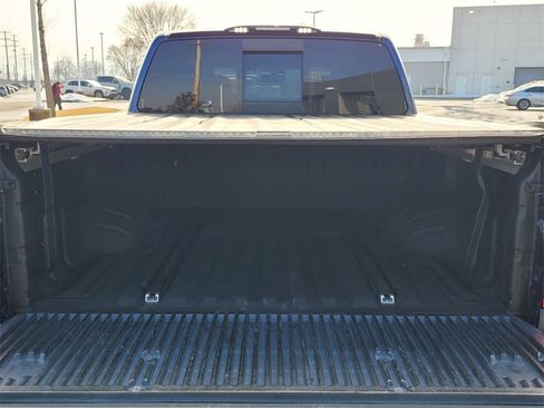 Used 2017 Nissan Titan Platinum Reserve image 9