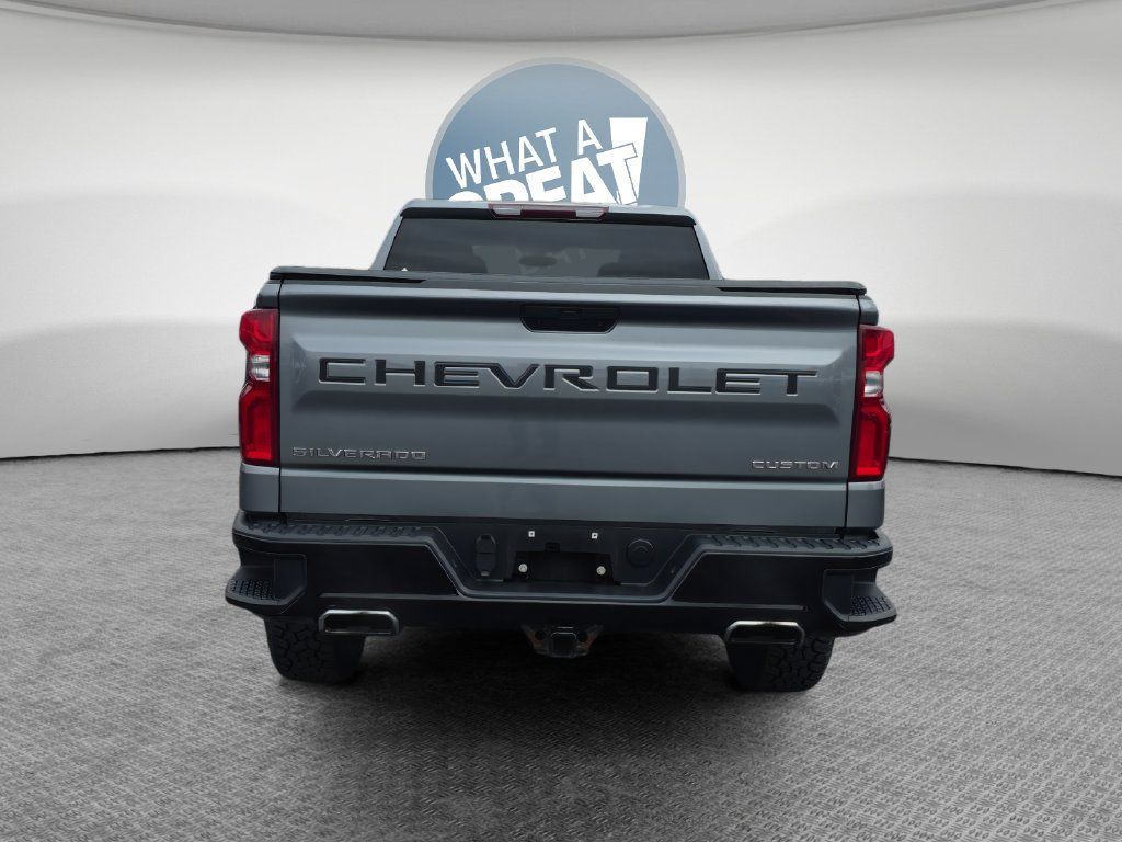 Used 2020 Chevrolet Silverado 1500 Custom Trail Boss w/ Custom Convenience Package AWD/4WD image 5