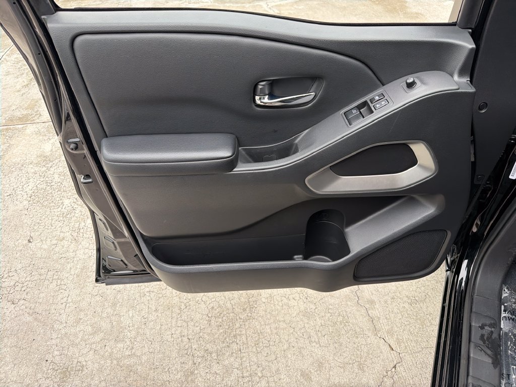 Used 2025 Nissan Frontier SV RWD image 14