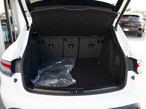 New 2026 Porsche Macan S AWD/4WD image 22