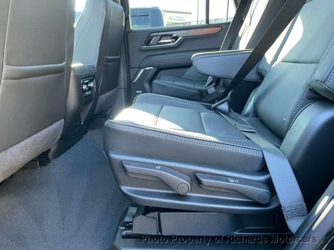 Used 2026 GMC Yukon Denali w/ Sun & Power Step Package image 20