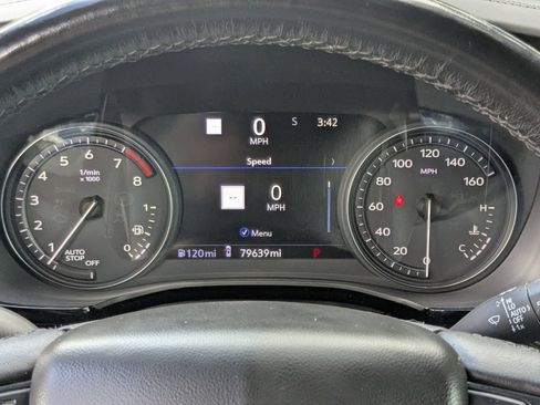 Used 2020 Cadillac XT6 FWD image 9