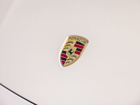 Certified 2021 Porsche Taycan 4S AWD/4WD image 18
