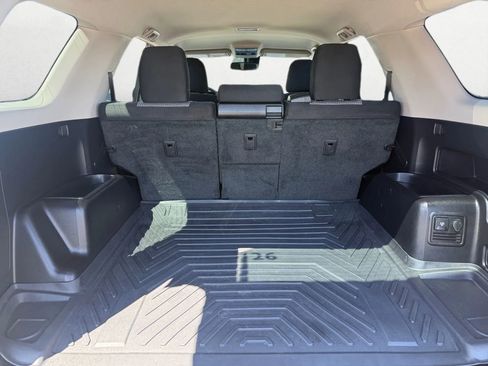 Used 2020 Toyota 4Runner SR5 image 32