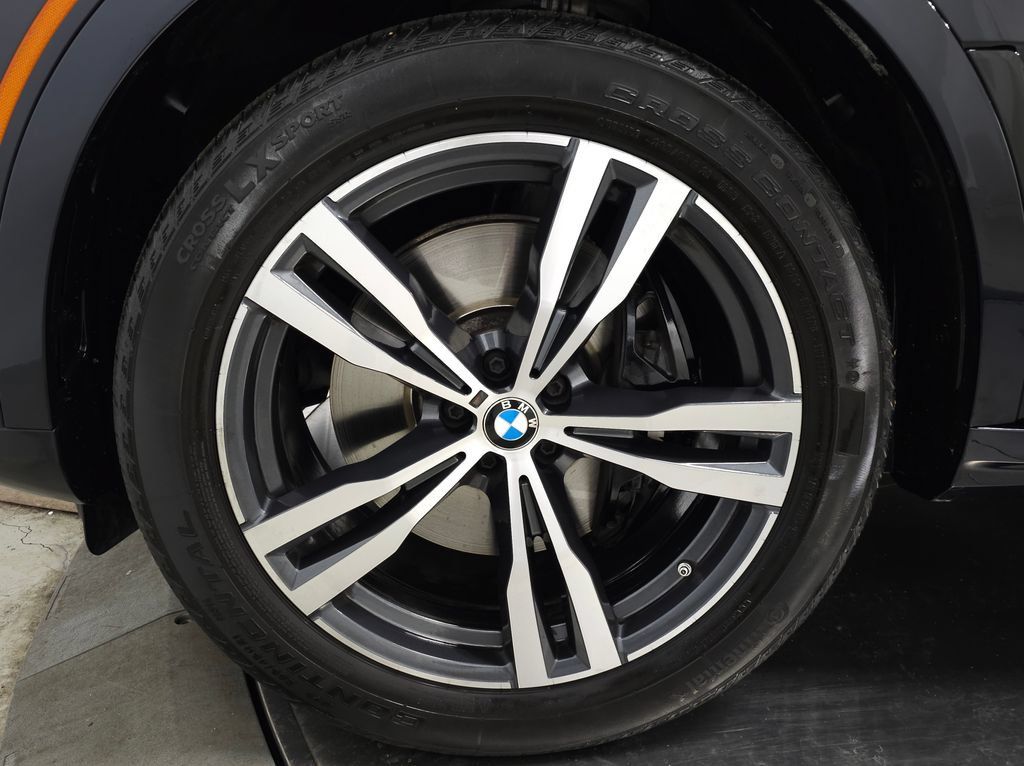Used 2026 BMW X7 xDrive40i AWD/4WD image 12
