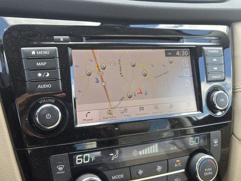 Used 2019 Nissan Rogue SL image 19