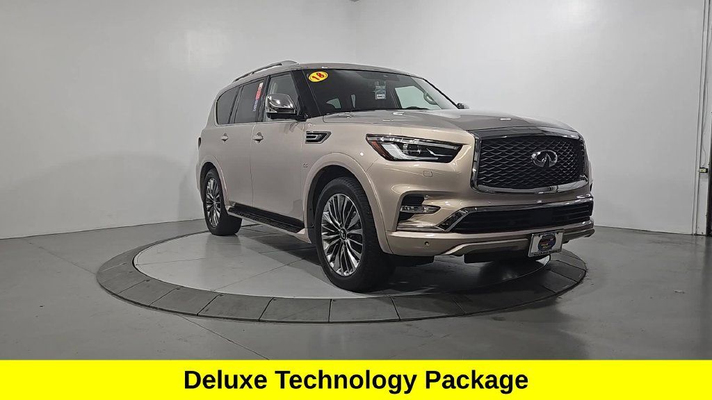 Used 2018 INFINITI QX80 4WD w/ Deluxe Technology Package image 8