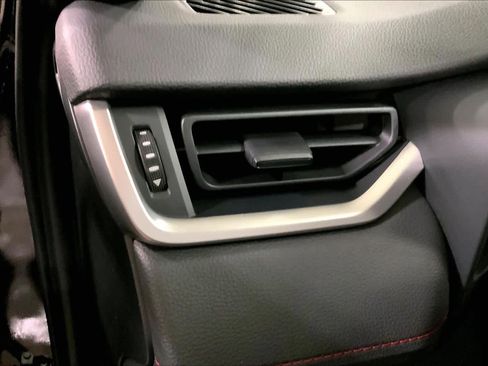 New 2025 Toyota RAV4 SE image 19