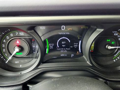 Used 2025 Jeep Wrangler Unlimited Sahara w/ Safety Group AWD/4WD image 14