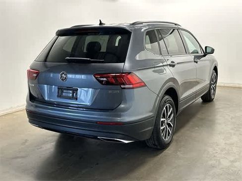 Certified 2021 Volkswagen Tiguan S image 32