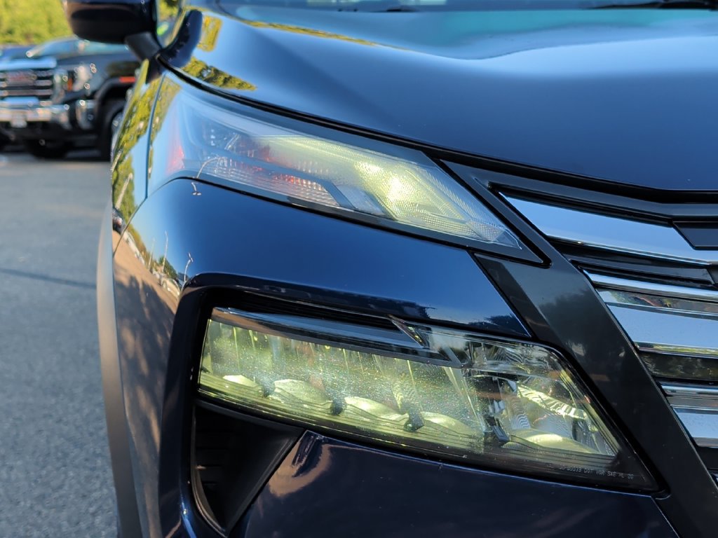 Used 2024 Nissan Rogue SV AWD/4WD image 42