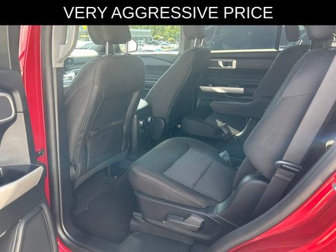 Certified 2022 Ford Explorer XLT AWD/4WD image 19
