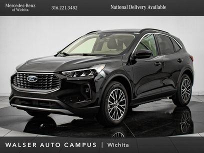 Used 2024 Ford Escape SE w/ Class II Trailer Tow Package