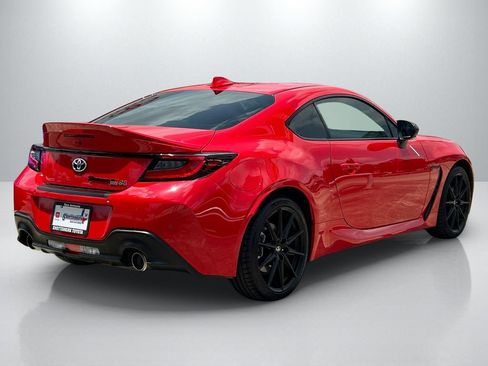 Used 2026 Toyota GR86 Premium RWD image 5