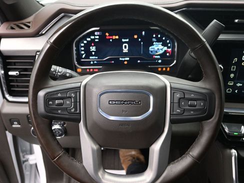 Used 2024 GMC Sierra 2500 Denali w/ Denali Reserve Package image 27