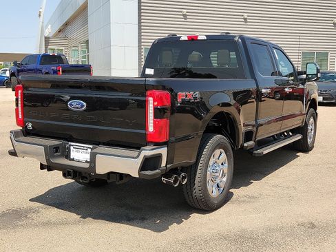 New 2026 Ford F350 Lariat w/ Chrome Package AWD/4WD image 4