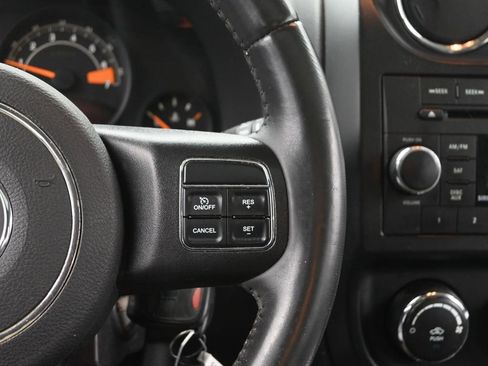 Used 2016 Jeep Patriot Latitude w/ Sun/Sound Group image 29