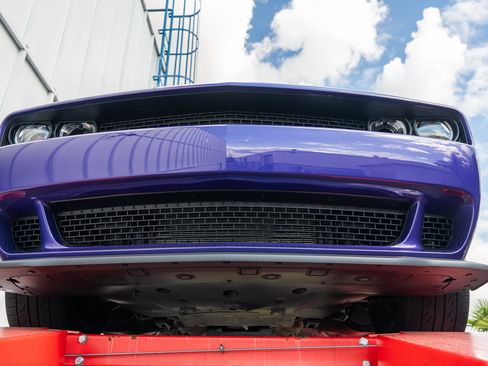Used 2016 Dodge Challenger SRT Hellcat RWD image 46