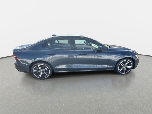 Used 2021 Volvo S60 T5 R-Design w/ Advanced Package image 4