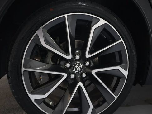 Used 2019 Toyota Corolla XSE FWD image 32