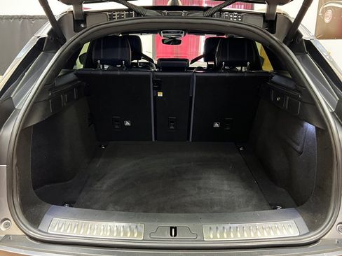 Used 2020 Land Rover Range Rover Velar R-Dynamic S image 35