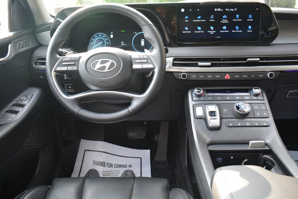 Used 2024 Hyundai Palisade Limited AWD/4WD image 3
