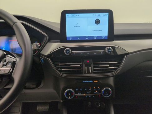 Used 2024 Ford Escape Active w/ Cold Weather Package image 15