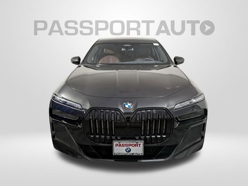 Certified 2023 BMW 740i w/ Executive Package RWD image 12