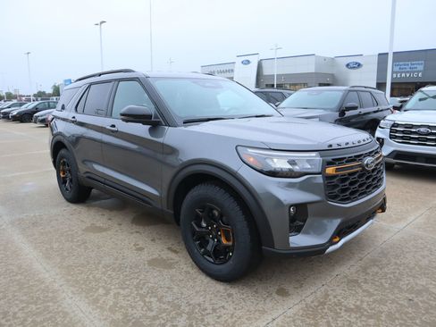 New 2026 Ford Explorer Tremor AWD/4WD image 1