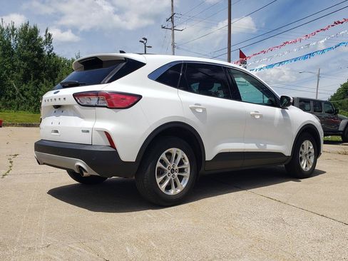 Used 2020 Ford Escape SE AWD/4WD image 3