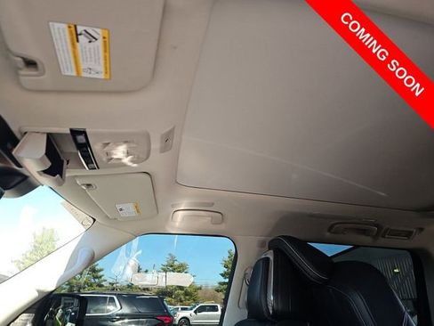 Used 2025 INFINITI QX80 Sensory AWD/4WD image 9