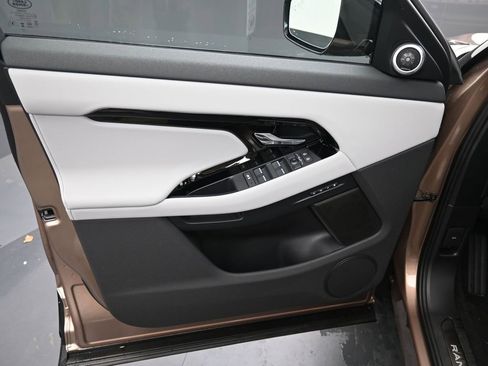 New 2026 Land Rover Range Rover Evoque Dynamic SE AWD/4WD image 21